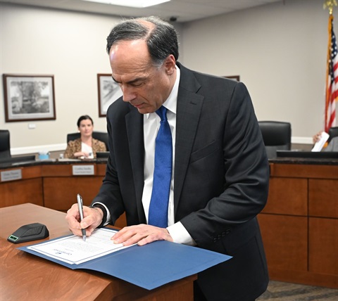 Steve Carmine Swearing In
